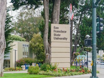 San Francisco State University entrance sign